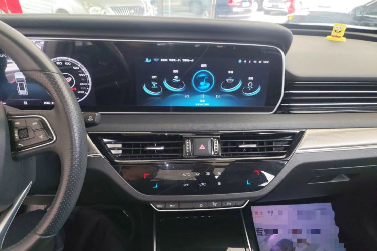 Used Hongqi HS5 2022 Revised Version 2.0T Smart Connect Flagship Edition Audio And AC Panel