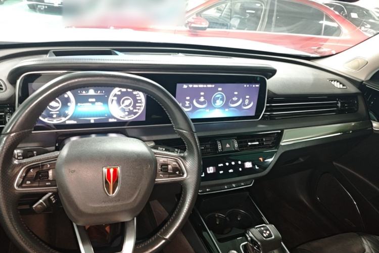 Used Hongqi HS5 2022 Facelifted Version 2.0T Smart Connect Flagship All-Wheel-Drive Edition Center Console