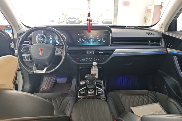 Used Hongqi HS5 2022 Revised Version 2.0T Smart Connect Flagship Edition Center Console