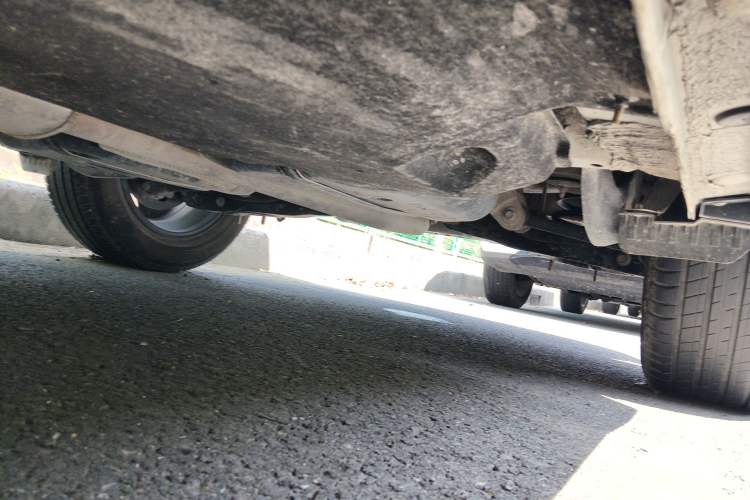Used Hongqi HS5 2022 Revised Version 2.0T Smart Connect Flagship Edition Chassis Front Left
