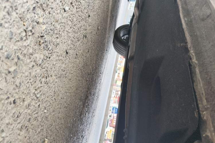 Used Hongqi HS5 2022 2.0T Smart Connect Flagship All-Wheel-Drive Version Chassis Front Right