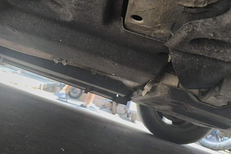 Used Hongqi HS5 2022 Revised Version 2.0T Smart Connect Flagship Edition Chassis Front Right
