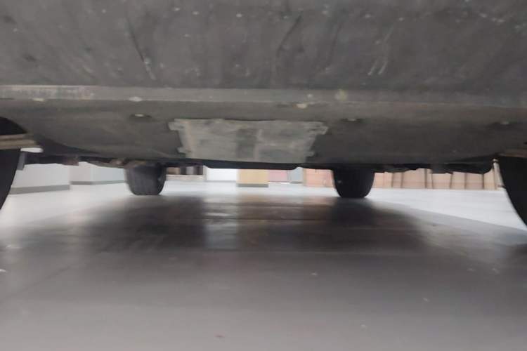 Used Hongqi HS5 2022 Revised Version 2.0T Smart Connect Flagship Edition Chassis Front