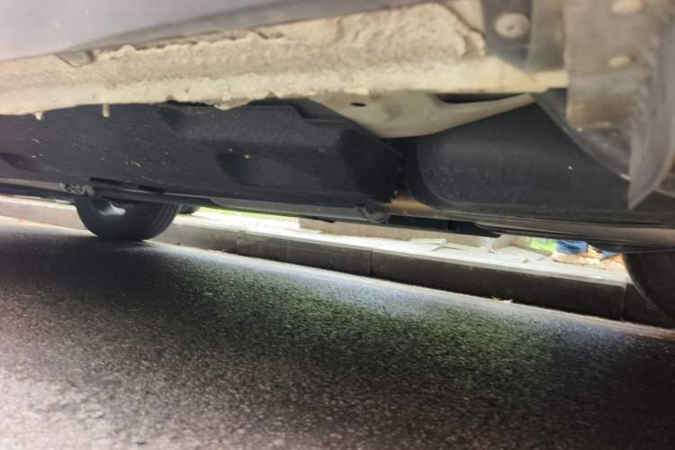 Used Hongqi HS5 2022 Revised Version 2.0T Smart Connect Flagship Edition Chassis Rear Left