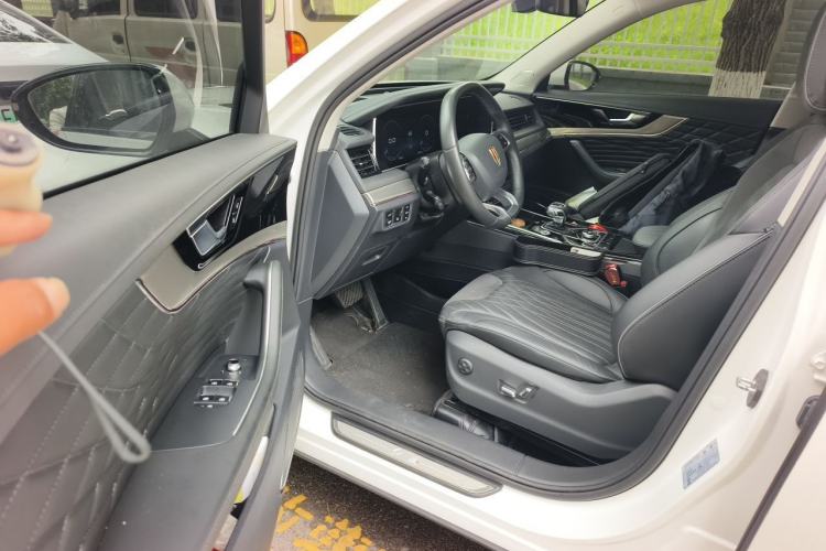 Used Hongqi HS5 2022 Revised Version 2.0T Smart Connect Flagship Edition Driver Seat