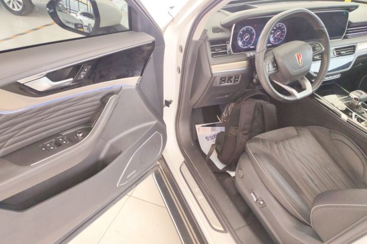 Used Hongqi HS5 2022 Revised Version 2.0T Smart Connect Flagship Edition Driver Seat
