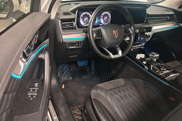 Used Hongqi HS5 2022 Revised Version 2.0T Smart Connect Flagship Edition Driver Seat