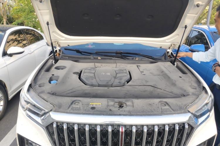 Used Hongqi HS5 2022 Revised Version 2.0T Smart Connect Flagship Edition Engine Bay