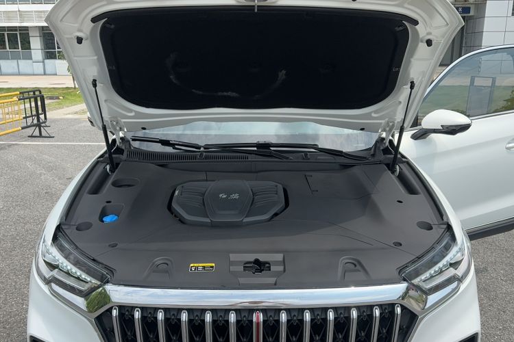Used Hongqi HS5 2022 Revised Version 2.0T Smart Connect Flagship Edition Engine Bay
