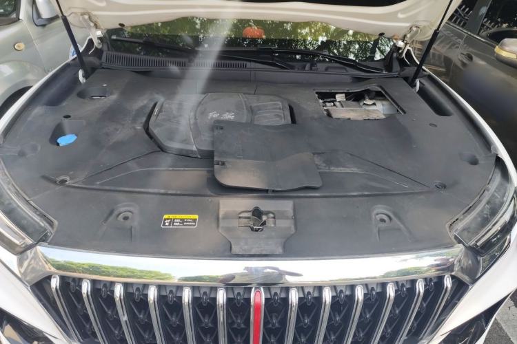 Used Hongqi HS5 2022 Revised Version 2.0T Smart Connect Flagship Edition Engine Bay