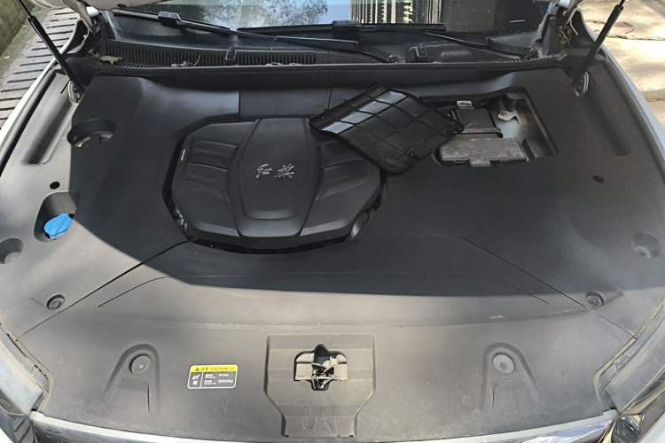 Used Hongqi HS5 2022 Revised Version 2.0T Smart Connect Flagship Edition Engine Bay