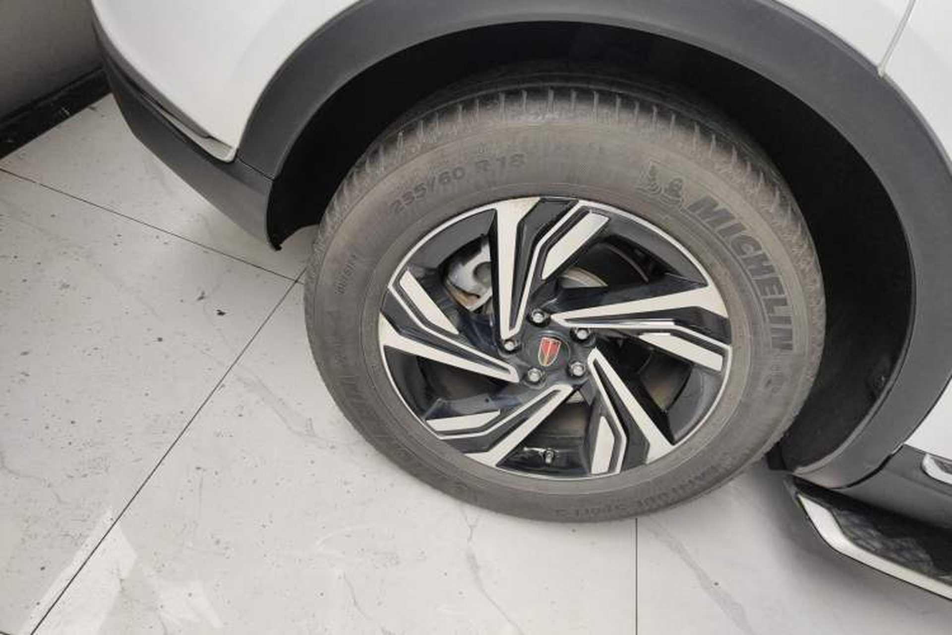 Used Hongqi HS5 2022 Revised Version 2.0T Smart Connect Flagship Edition Exterior 2
