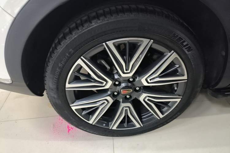 Used Hongqi HS5 2022 Facelifted Version 2.0T Smart Connect Flagship All-Wheel-Drive Edition Exterior 5