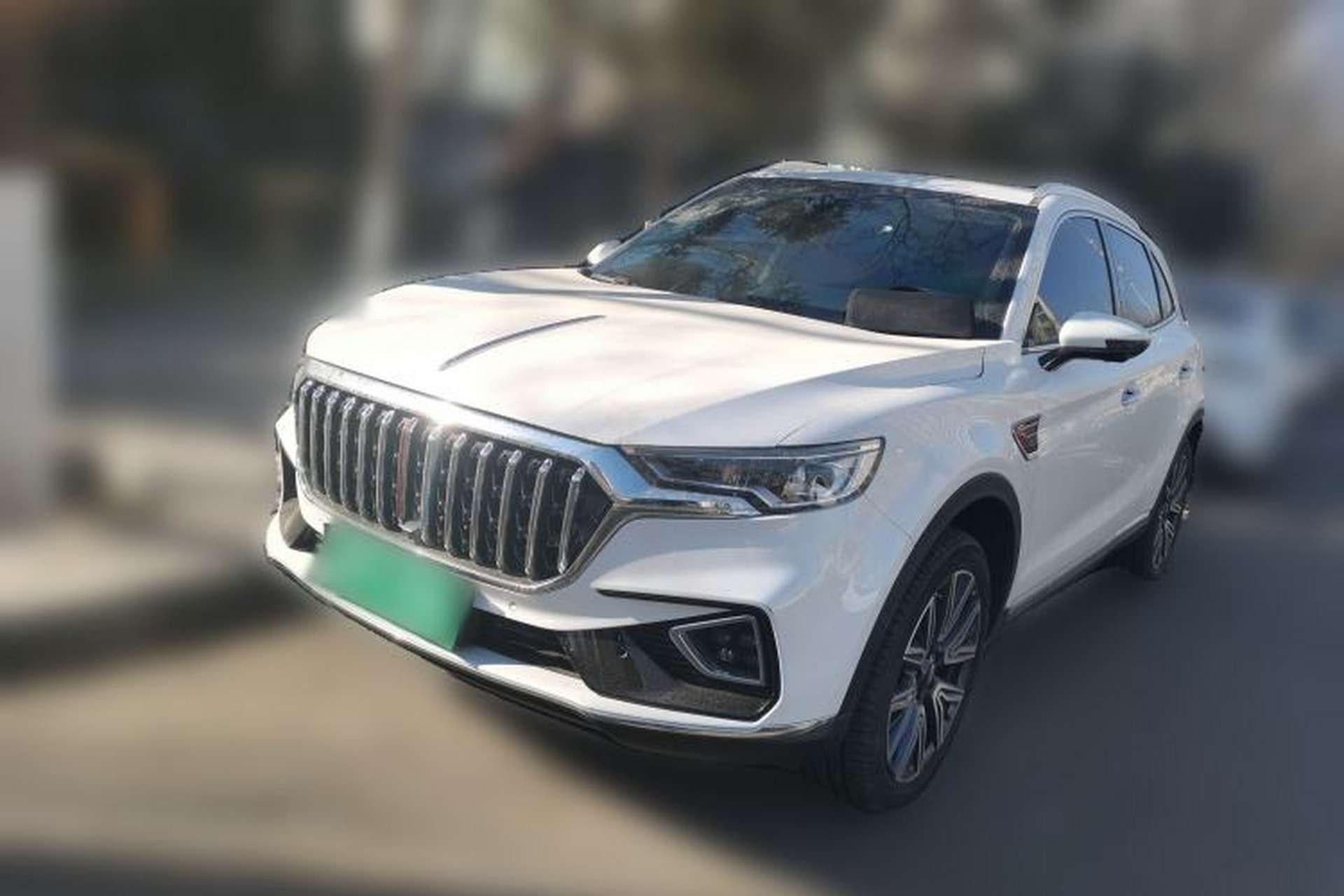 Used Hongqi HS5 2022 Facelifted Version 2.0T Smart Connect Flagship All-Wheel-Drive Edition Front Left 45 Deg