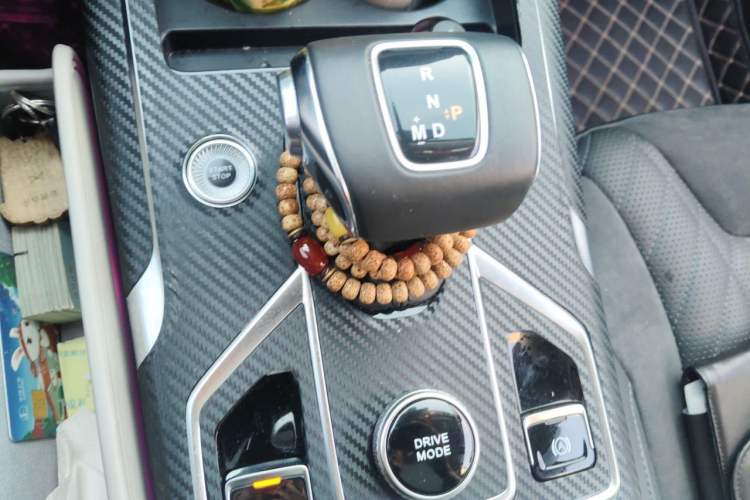 Used Hongqi HS5 2022 Revised Version 2.0T Smart Connect Flagship Edition Gear Lever