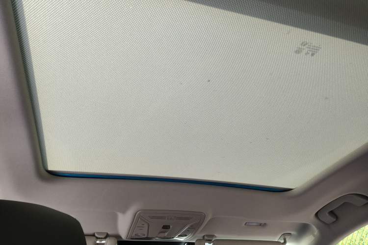 Used Hongqi HS5 2022 Revised Version 2.0T Smart Connect Flagship Edition Headliner