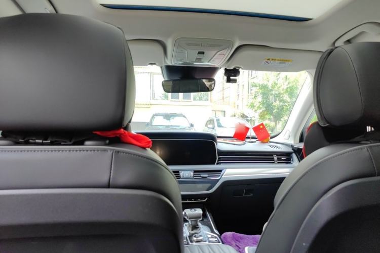 Used Hongqi HS5 2022 Facelifted Version 2.0T Smart Connect Flagship All-Wheel-Drive Edition Headliner