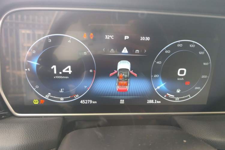 Used Hongqi HS5 2022 Revised Version 2.0T Smart Connect Flagship Edition Instrument Cluster