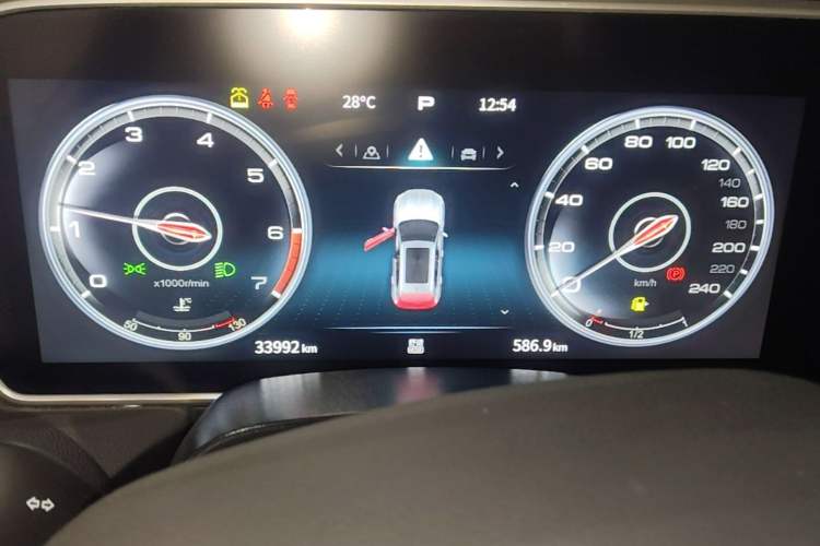 Used Hongqi HS5 2022 Revised Version 2.0T Smart Connect Flagship Edition Instrument Cluster