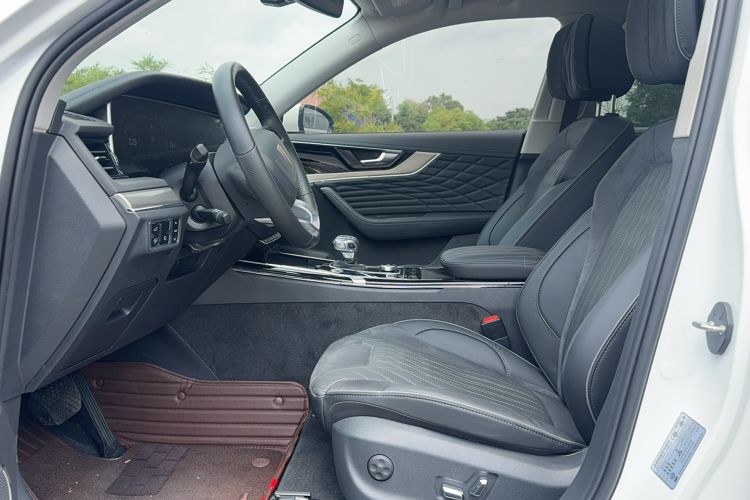 Used Hongqi HS5 2022 Revised Version 2.0T Smart Connect Flagship Edition Interior 1