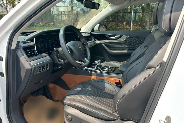Used Hongqi HS5 2022 Revised Version 2.0T Smart Connect Flagship Edition Interior 2