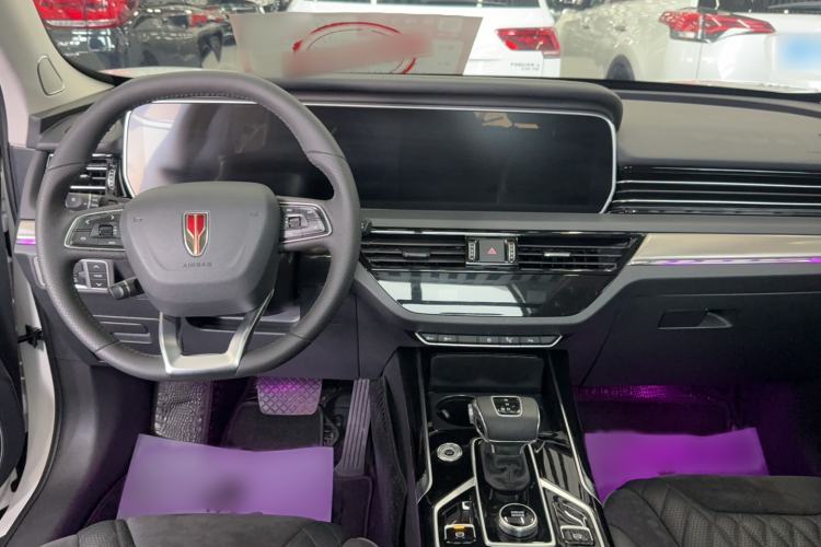Used Hongqi HS5 2022 Facelifted Version 2.0T Smart Connect Flagship All-Wheel-Drive Edition Interior 3