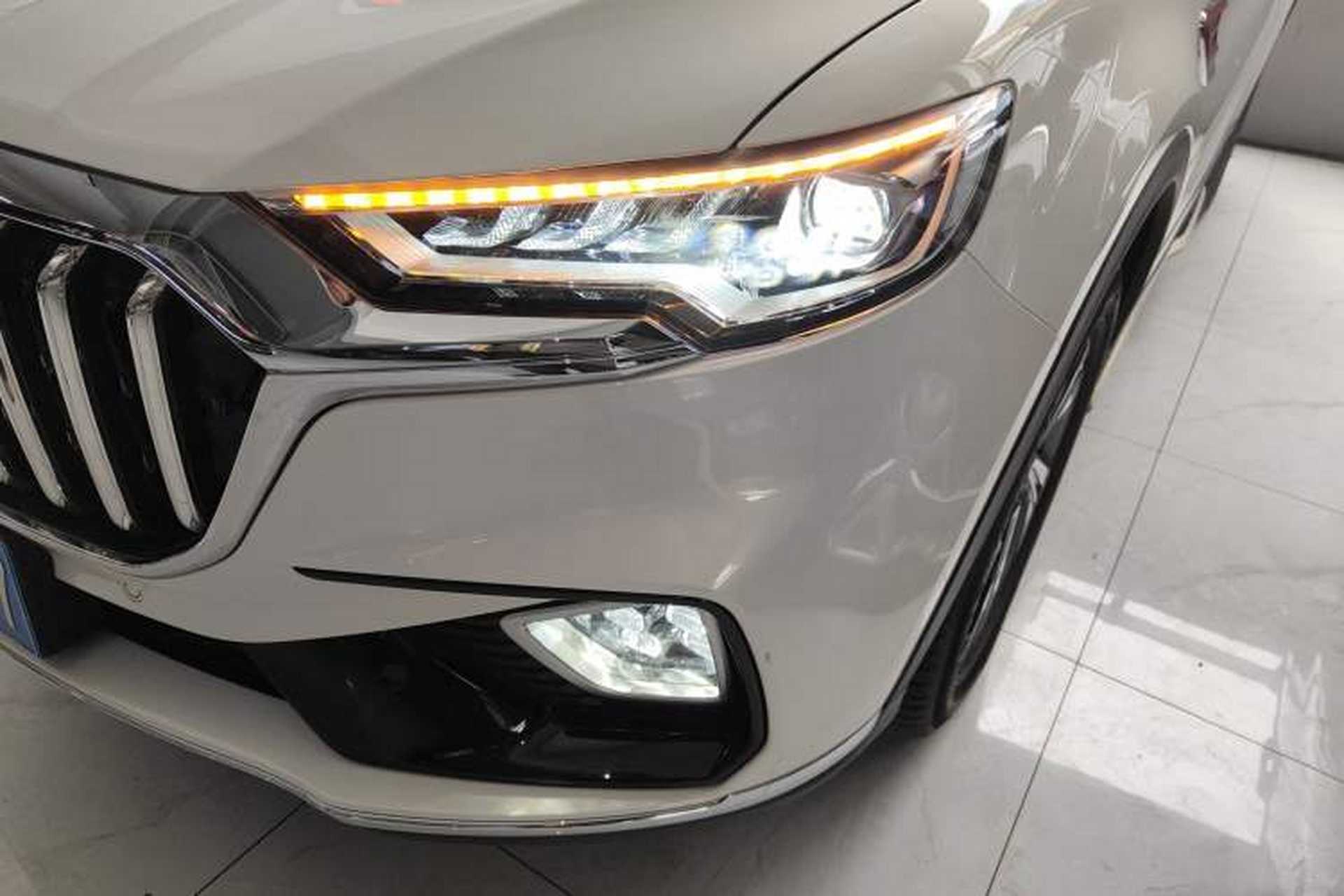 Used Hongqi HS5 2022 Revised Version 2.0T Smart Connect Flagship Edition Left Front Headlight