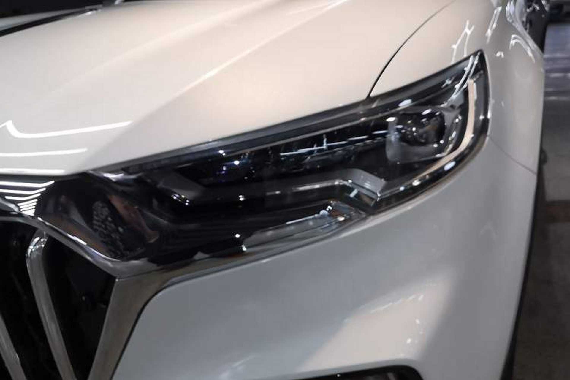 Used Hongqi HS5 2022 Revised Version 2.0T Smart Connect Flagship Edition Left Front Headlight