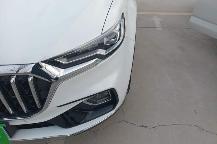 Used Hongqi HS5 2022 Facelifted Version 2.0T Smart Connect Flagship All-Wheel-Drive Edition Left Front Headlight