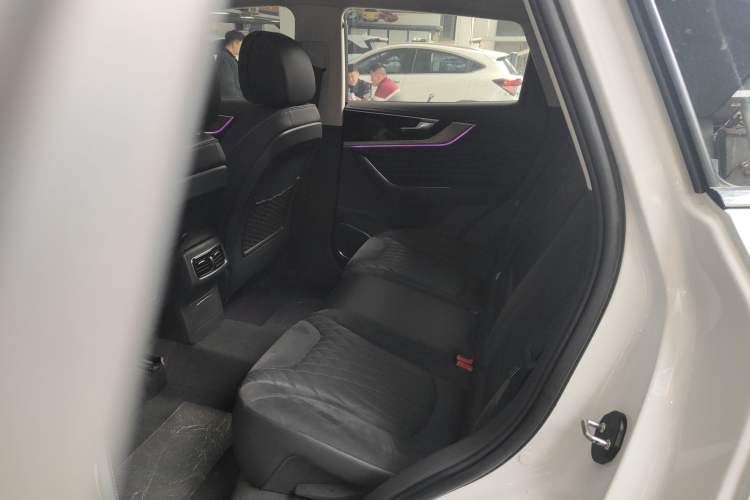 Used Hongqi HS5 2022 Revised Version 2.0T Smart Connect Flagship Edition Left Rear Seat