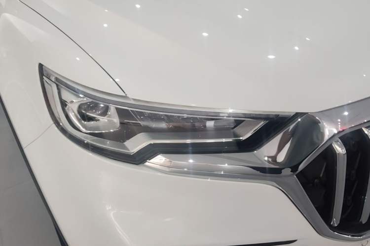 Used Hongqi HS5 2022 Revised Version 2.0T Smart Connect Flagship Edition Right Front Headlight