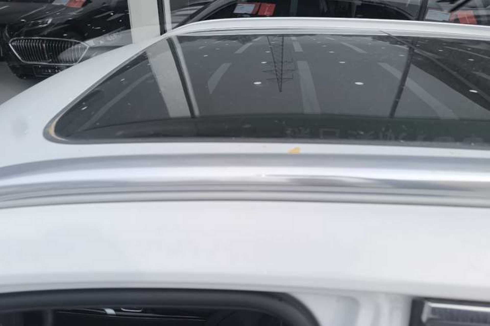 Used Hongqi HS5 2022 Facelifted Version 2.0T Smart Connect Flagship All-Wheel-Drive Edition Roof