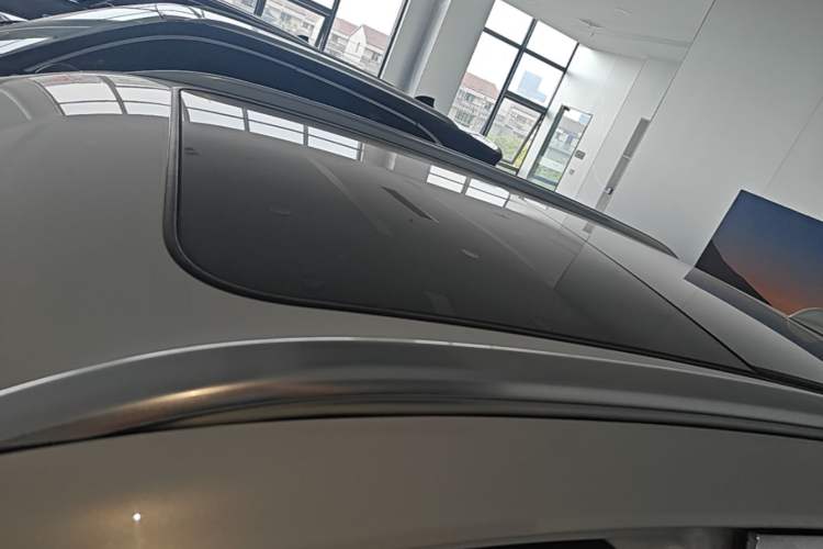 Used Hongqi HS5 2022 2.0T Smart Connect Flagship Edition Roof