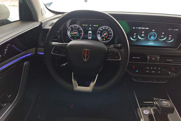 Used Hongqi HS5 2022 Revised Version 2.0T Smart Connect Flagship Edition Steering Wheel