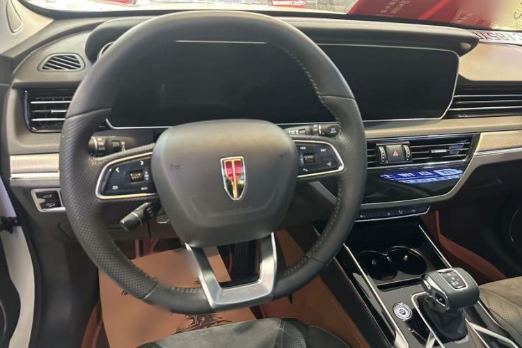 Used Hongqi HS5 2022 Revised Version 2.0T Smart Connect Flagship Edition Steering Wheel