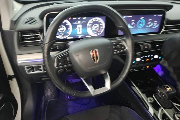Used Hongqi HS5 2022 Facelifted Version 2.0T Smart Connect Flagship All-Wheel-Drive Edition Steering Wheel