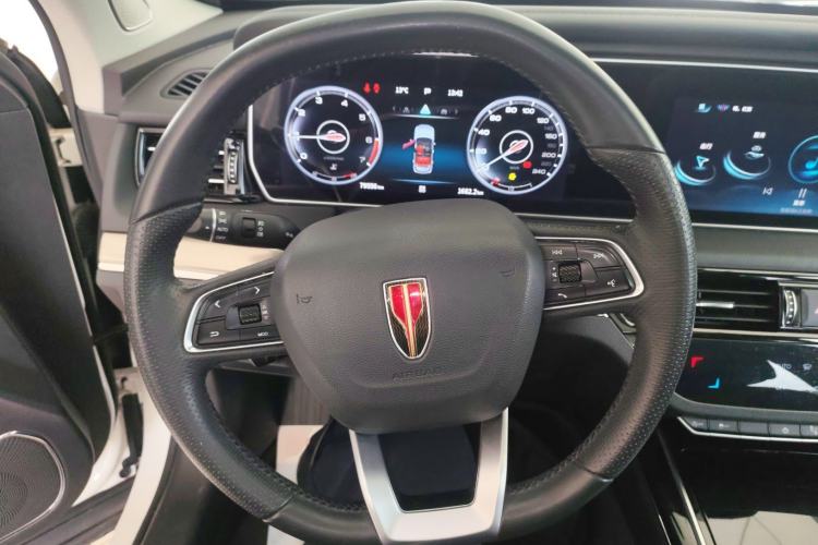 Used Hongqi HS5 2022 Revised Version 2.0T Smart Connect Flagship Edition Steering Wheel