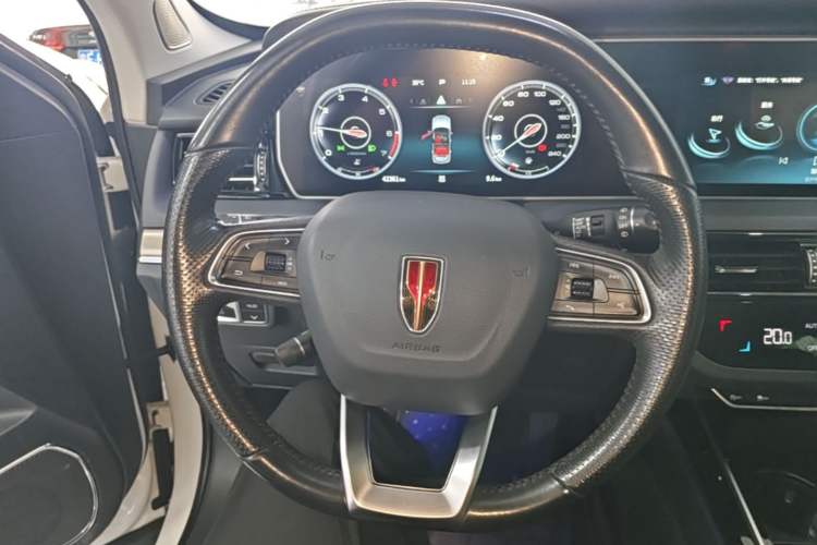 Used Hongqi HS5 2022 Revised Version 2.0T Smart Connect Flagship Edition Steering Wheel