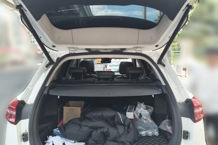 Used Hongqi HS5 2022 2.0T Smart Connect Flagship All-Wheel-Drive Version Trunk