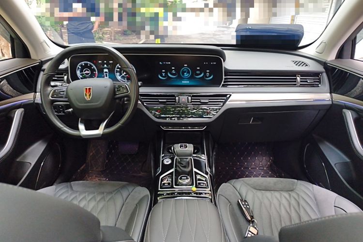 Used Hongqi HS5 2022 Revised Version 2.0T Smart Connect Flagship Edition Center Console