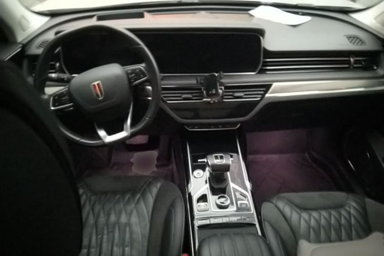 Used Hongqi HS5 2022 Revised Version 2.0T Smart Connect Flagship Edition Center Console