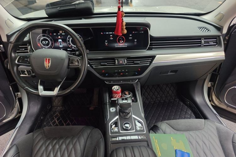 Used Hongqi HS5 2022 2.0T Smart Connect Flagship Enjoyment Purchase Edition Center Console