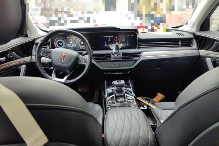 Used Hongqi HS5 2022 Revised Version 2.0T Smart Connect Flagship Edition Center Console