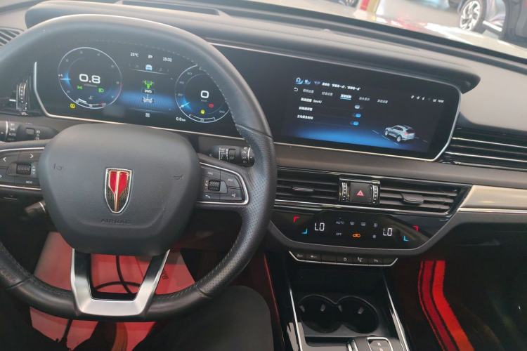 Used Hongqi HS5 2022 Facelifted Version 2.0T Smart Connect Flagship All-Wheel-Drive Edition Center Console
