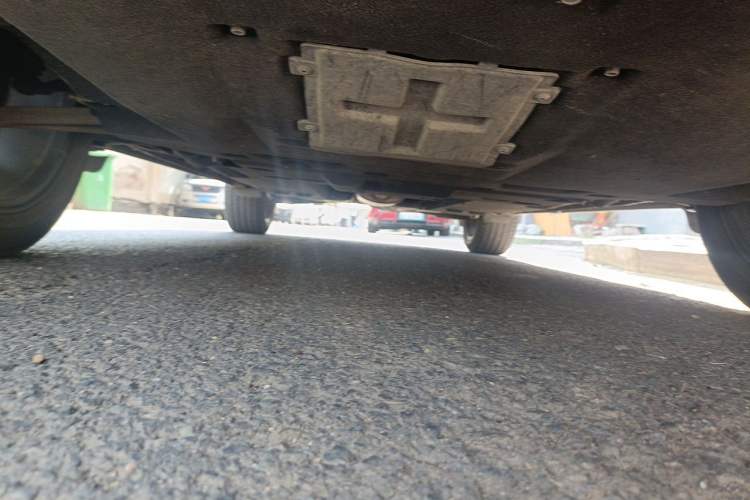 Used Hongqi HS5 2022 2.0T Smart Connect Flagship All-Wheel-Drive Version Chassis Front