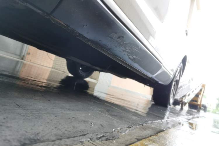 Used Hongqi HS5 2022 Revised Version 2.0T Smart Connect Flagship Edition Chassis Front Left