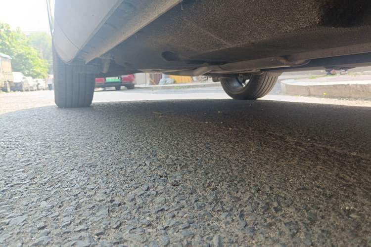 Used Hongqi HS5 2022 2.0T Smart Connect Flagship All-Wheel-Drive Version Chassis Front Right