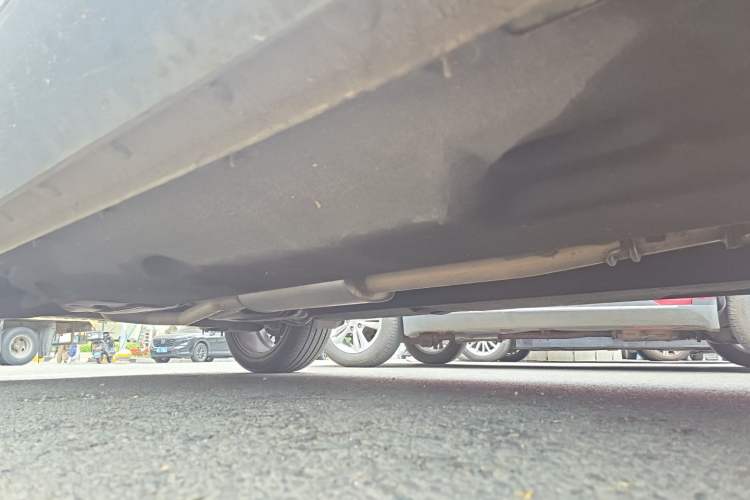 Used Hongqi HS5 2022 2.0T Smart Connect Flagship All-Wheel-Drive Version Chassis Front Right