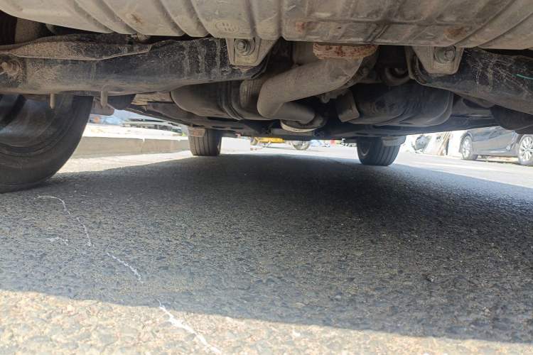 Used Hongqi HS5 2022 2.0T Smart Connect Flagship All-Wheel-Drive Version Chassis Rear
