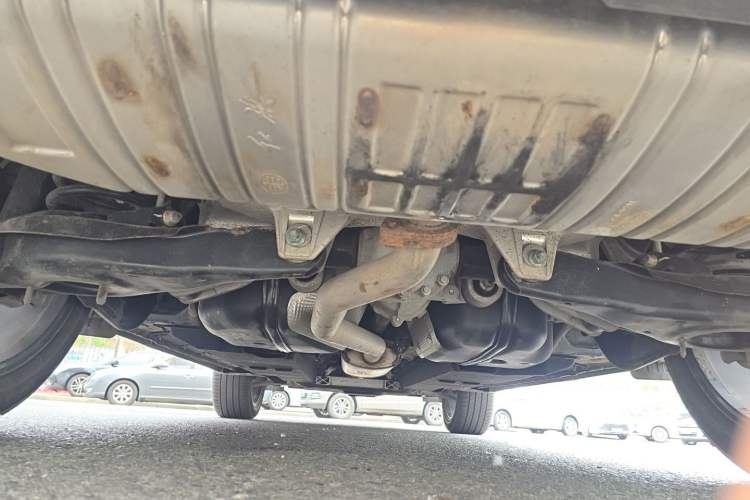 Used Hongqi HS5 2022 2.0T Smart Connect Flagship All-Wheel-Drive Version Chassis Rear